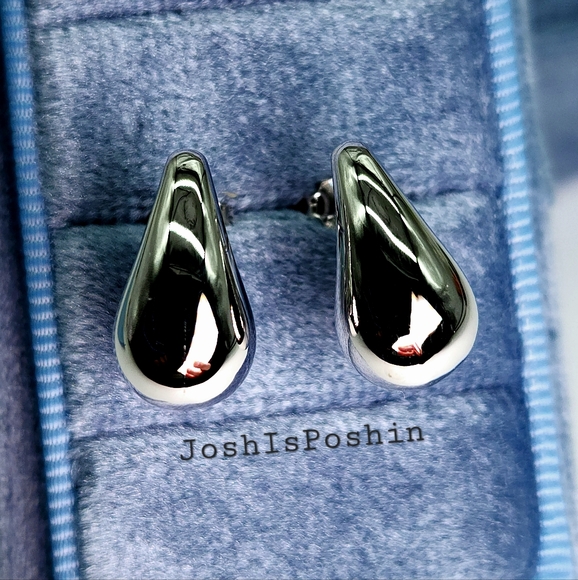 Water droplet stud earrings in sterling silver